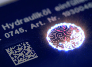 Laserbeschriftung auf Aluminiumschild